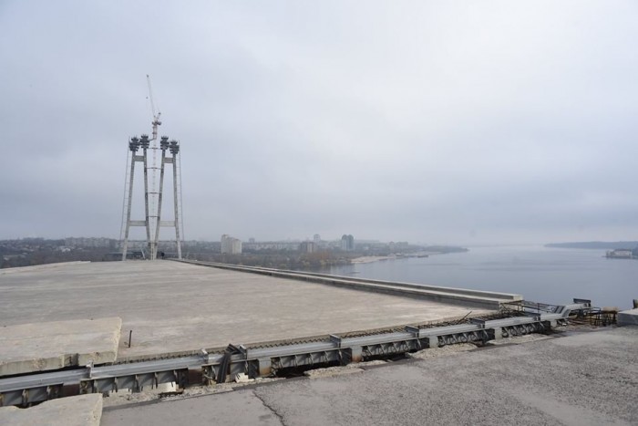 Япония планирует инвестировать в строительство мостов в Запорожской области