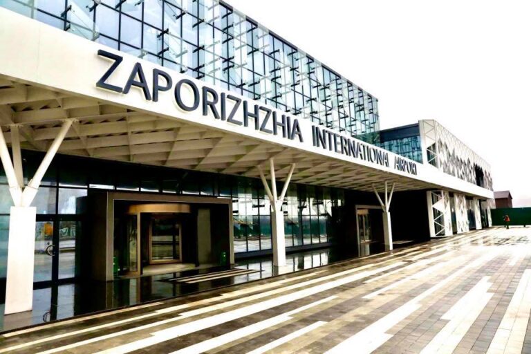 Запорожский аэропорт увеличил пассажиропоток: куда можно улететь запорожцам