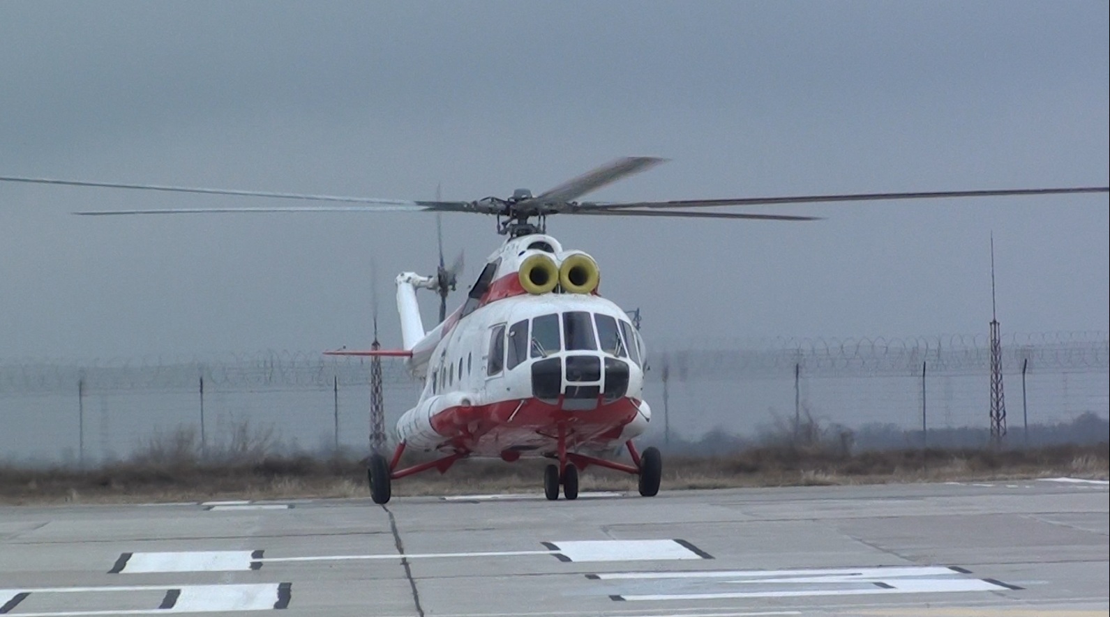 Одесские пограничники получили модернизированный вертолет “Мотор Сич”