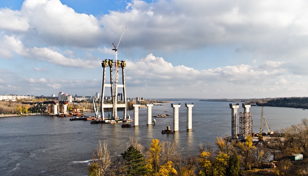 В Запорожье снова перенесли тендер на строительство мостов