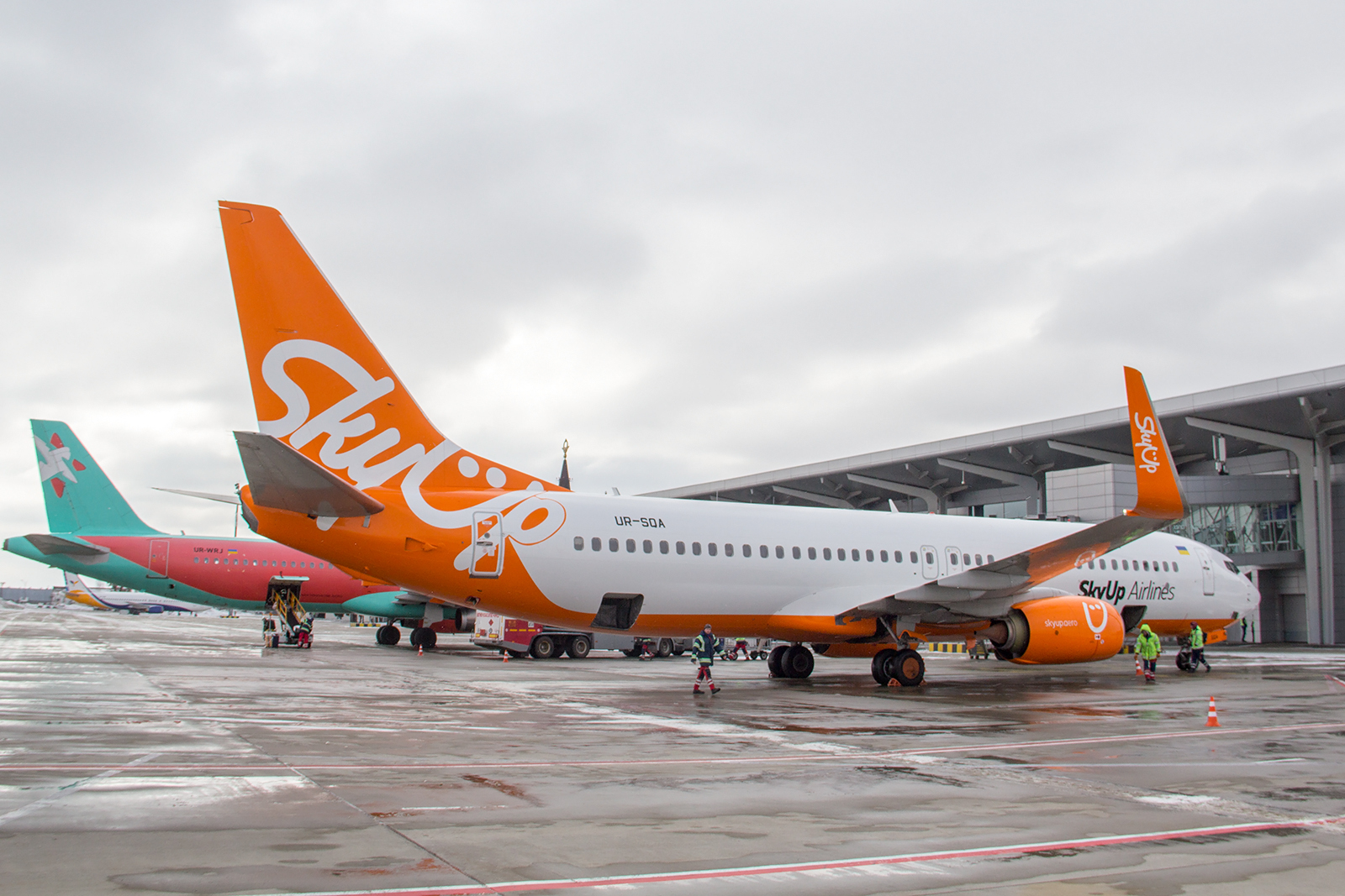 SkyUp Airlines организует бюджетные полеты из Запорожья в Прагу 