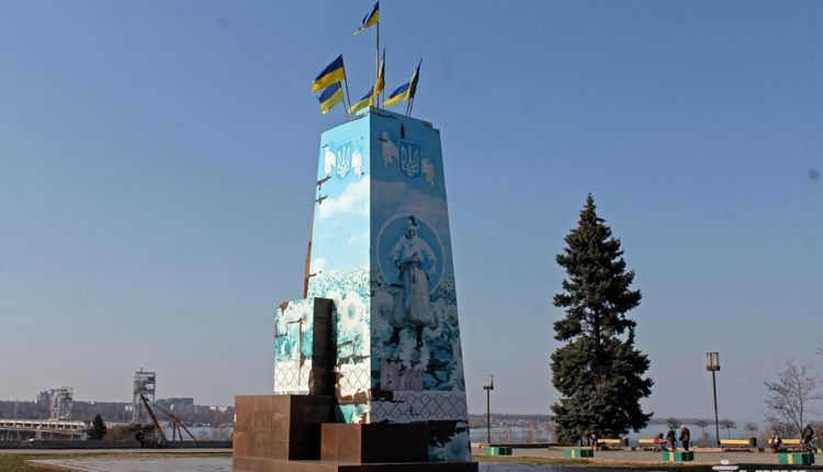 На площади Запорожской предлагают установить колесо обозрения