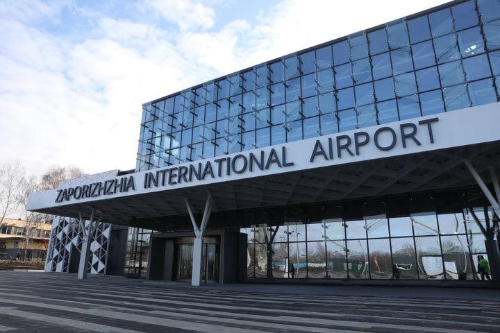 В аэропорту Запорожья появятся трапы для прохождения на международные рейсы