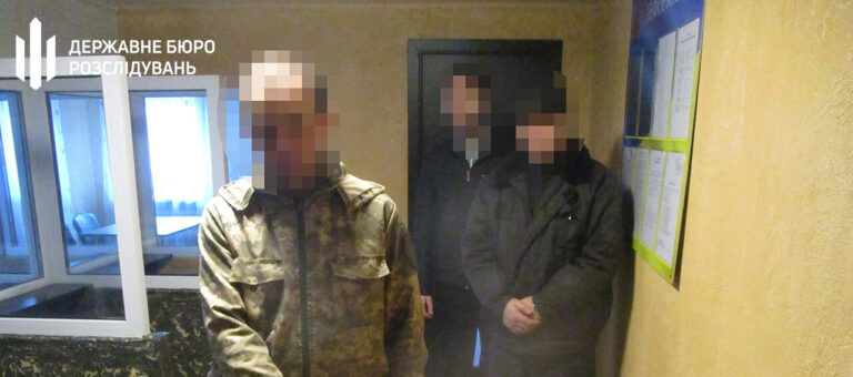 Сотрудника Запорожского СИЗО подозревают в распространение наркотиков заключенным
