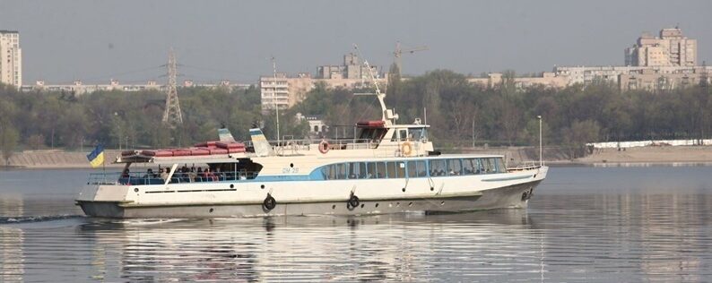 Как добраться к дачам в Запорожье речной навигацией: расписание рейсов