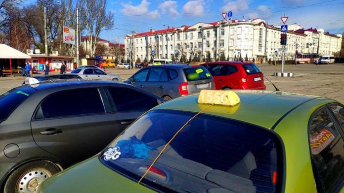 Таксисты проведут массовую акцию протеста в Запорожье
