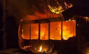 В Вознесеновском районе ночью горел торговый киоск
