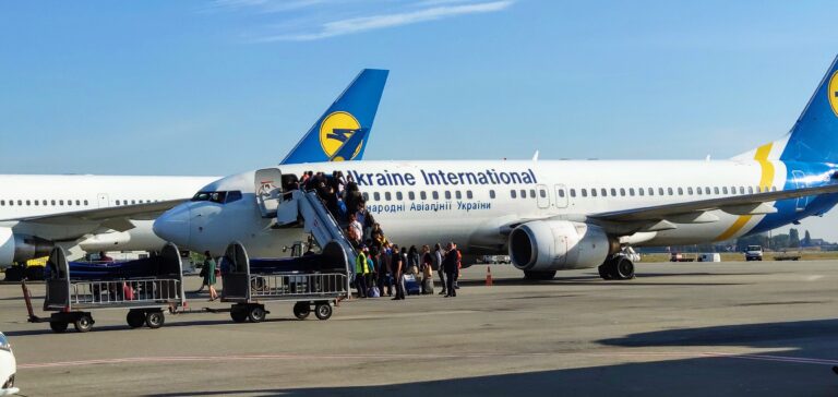 МАУ отменила рейс Запорожье-Киев из-за угрозы распространения коронавируса