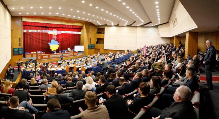 Сегодня состоялась сессия Запорожского областного совета
