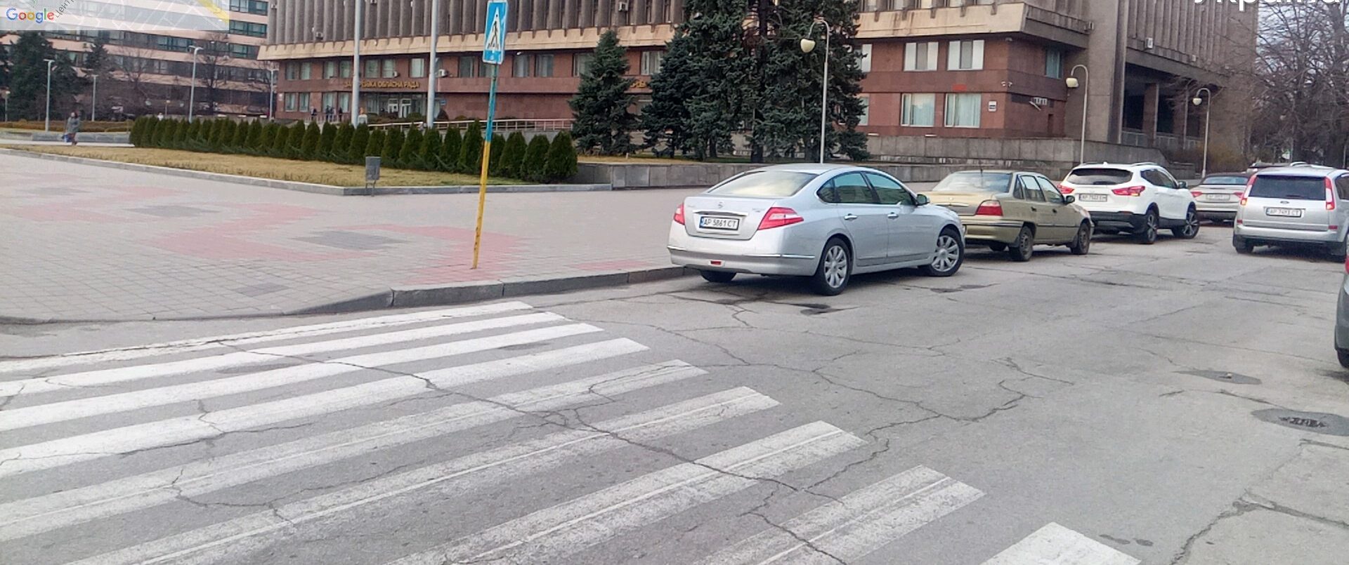 В центре Запорожья изменили правила парковки