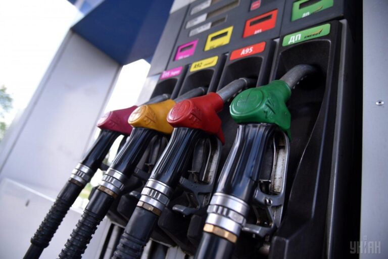 Водіям у Запоріжжі приготуватися: з першого липня вартість бензину зросте майже на чверть
