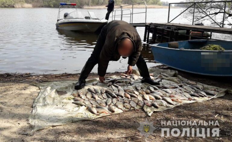В Запорожье полицейские поймали браконьера-рыбака 