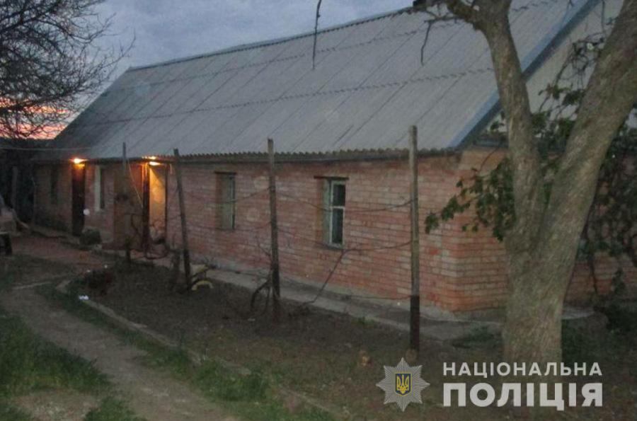 В Запорожской области злоумышленник бросил в мужчину взрывчаткой: пострадавший получил травмы 