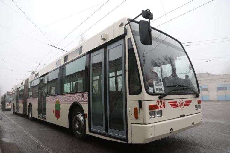 “Запорожэлектротранс” подписал договор на закупку четырех троллейбусов Van Hool
