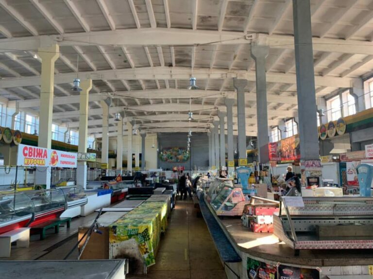 Анголенко и Крытый рынок  сегодня начали свою работу в Запорожье (ФОТО)