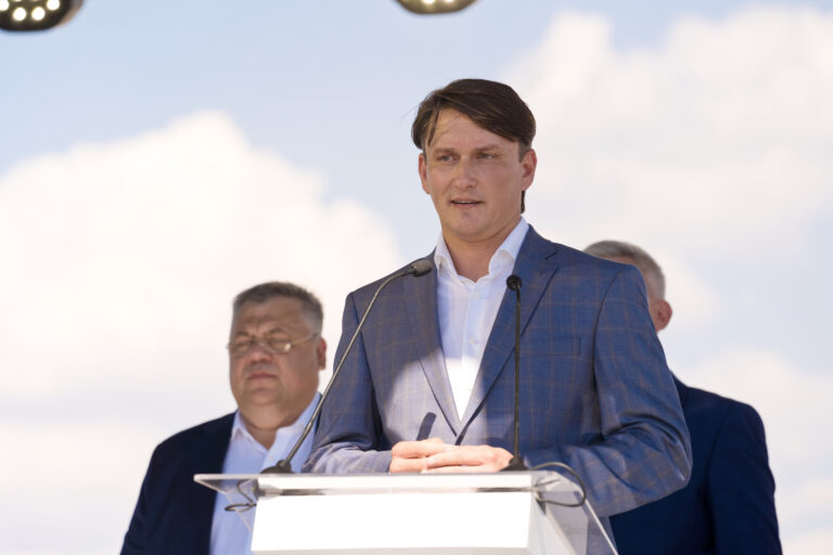Кандидат в мэры Запорожья Виталий Тишечко вышел из партии “Новая политика”