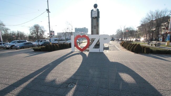 В Запорожье демонтировали фотозону “I love ZP” на бульваре Шевченко