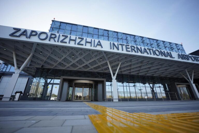 Новый терминал аэропорта в Запорожье планируют открыть в октябре 