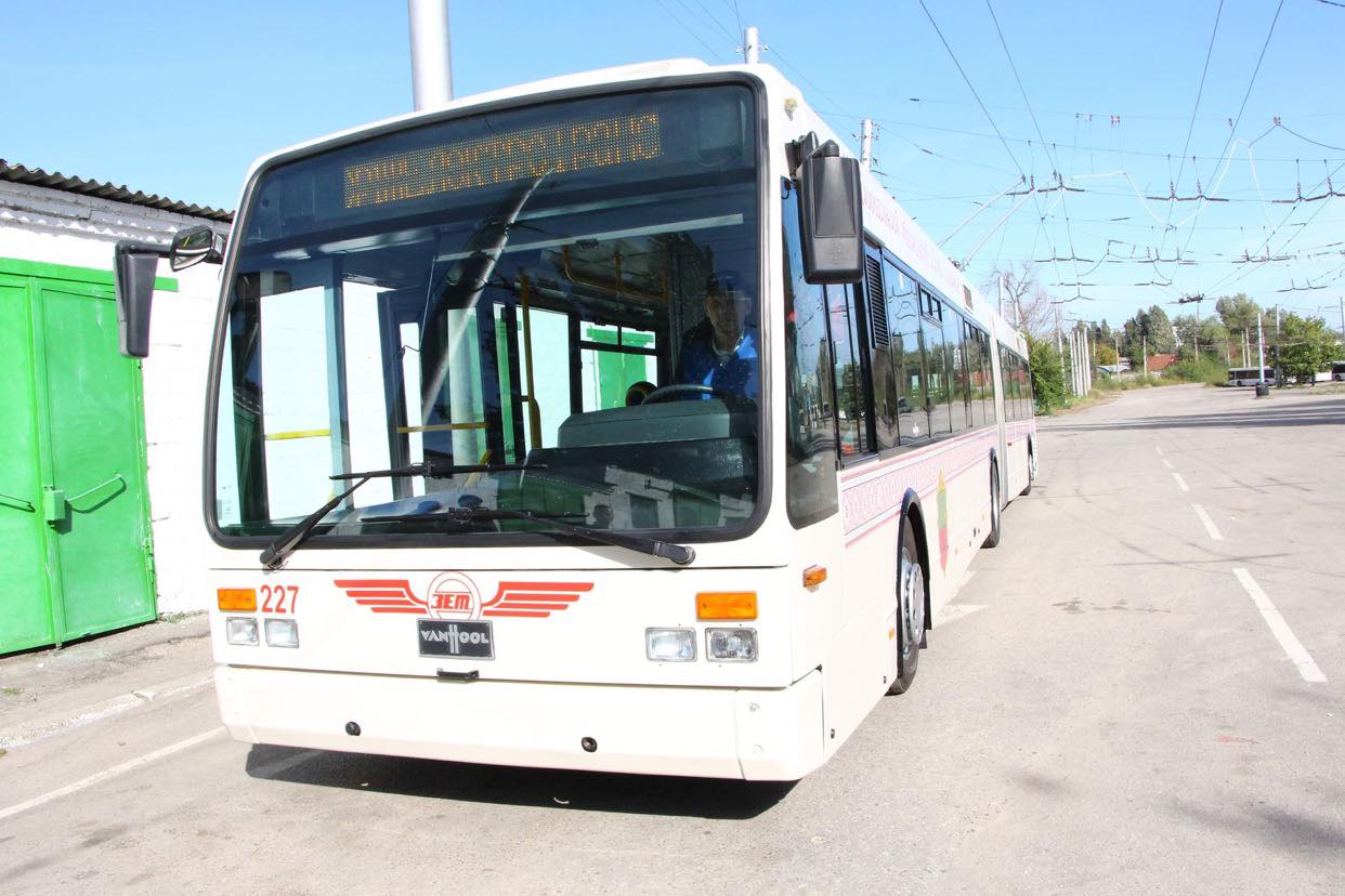 В Запорожье на линию выйдут новые троллейбусы с электронной системой