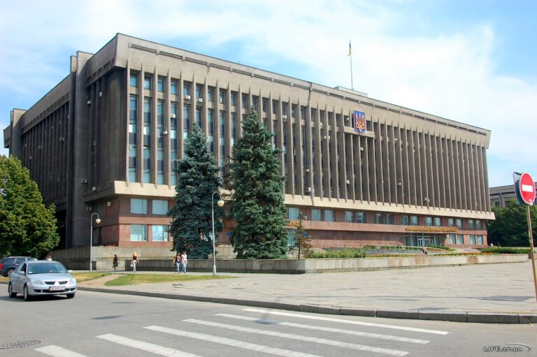 В Запорожском облсовете вспышка COVID-19 среди депутатов