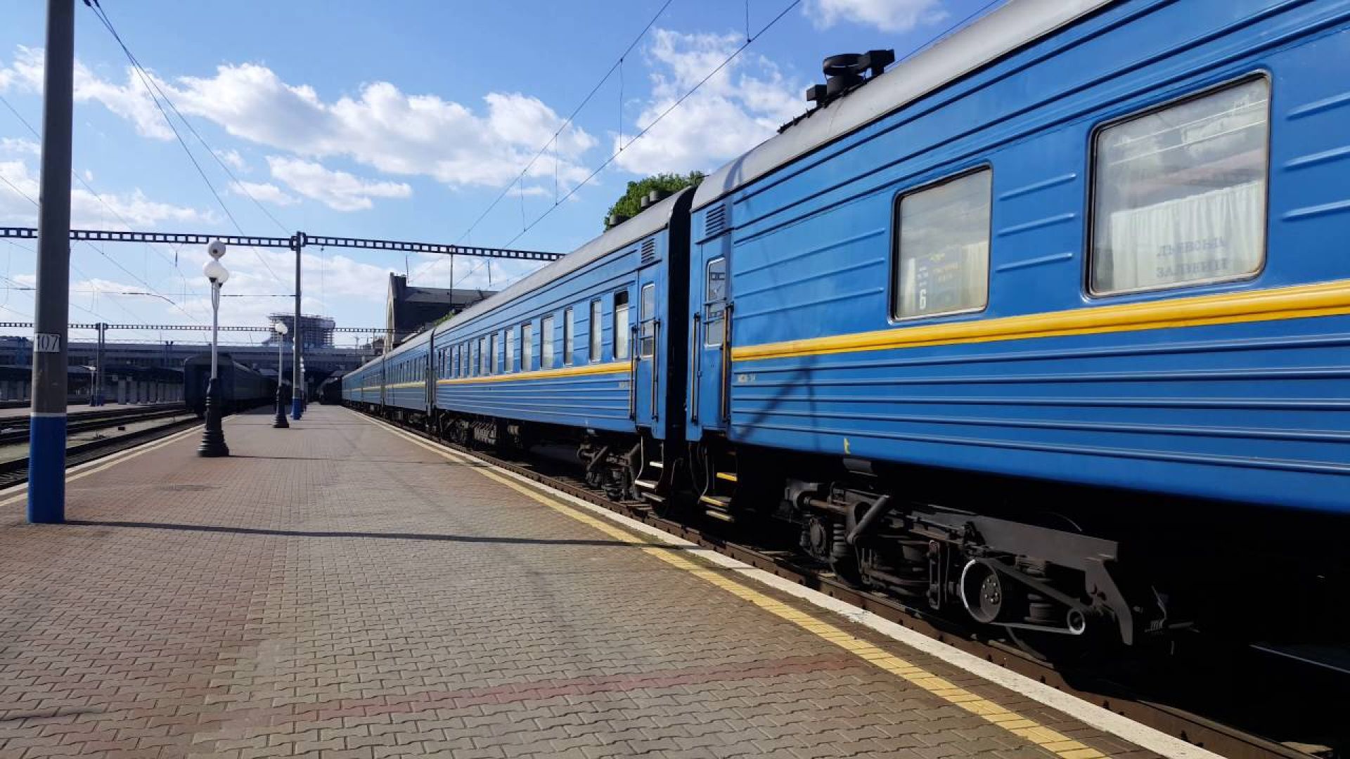 “Укрзалізниця” остановила продажу билетов в Запорожской области
