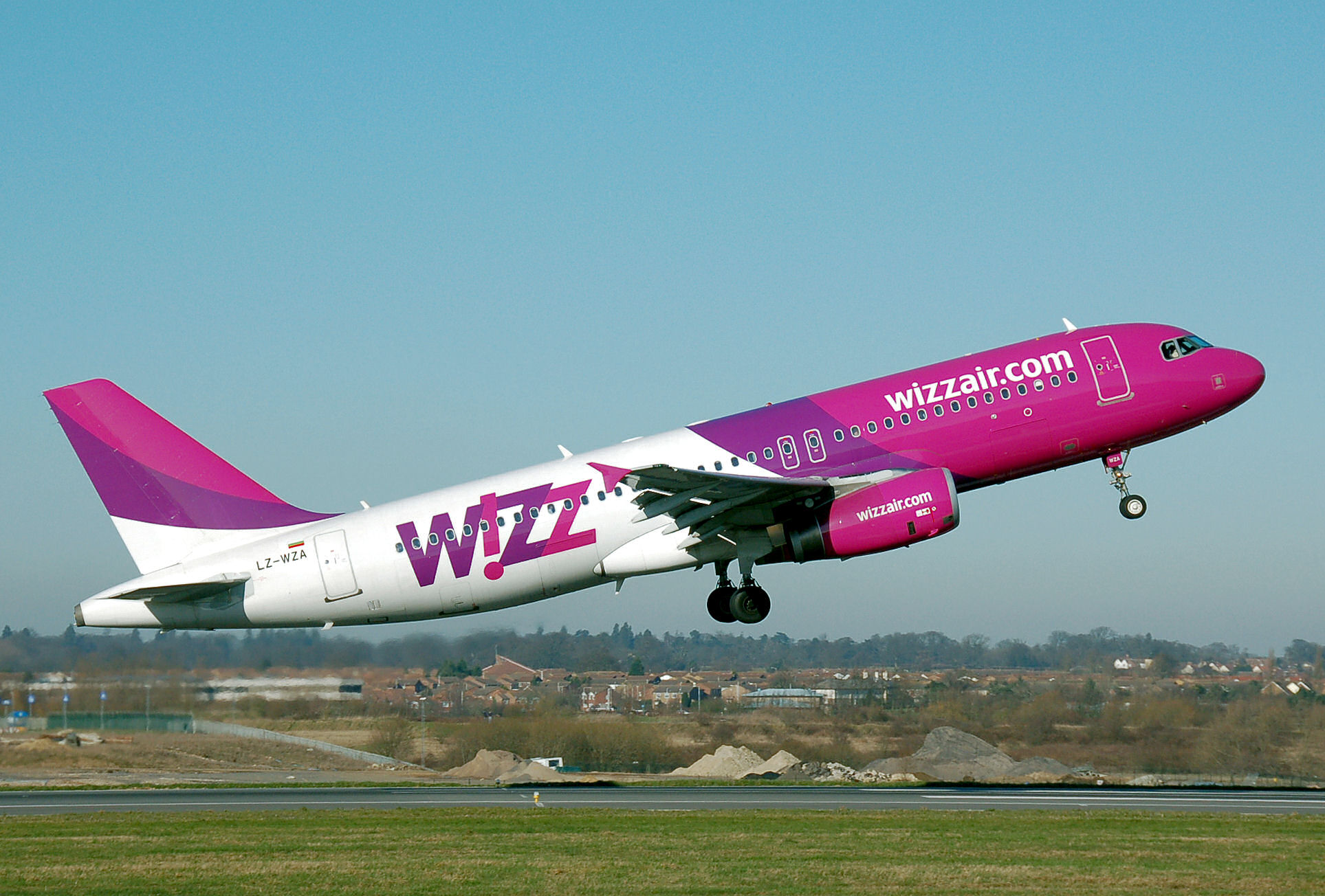 Wizz Air прекратил авиарейсы из Запорожья до марта 2021 года