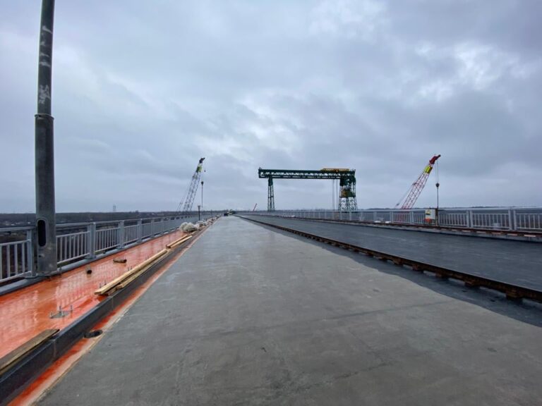 Испытания нового моста в Запорожье на прочность, – видео