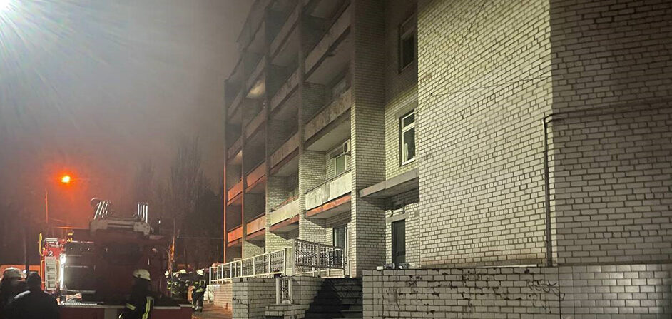 Стали известны предварительные причины пожара в Запорожской инфекционной больнице