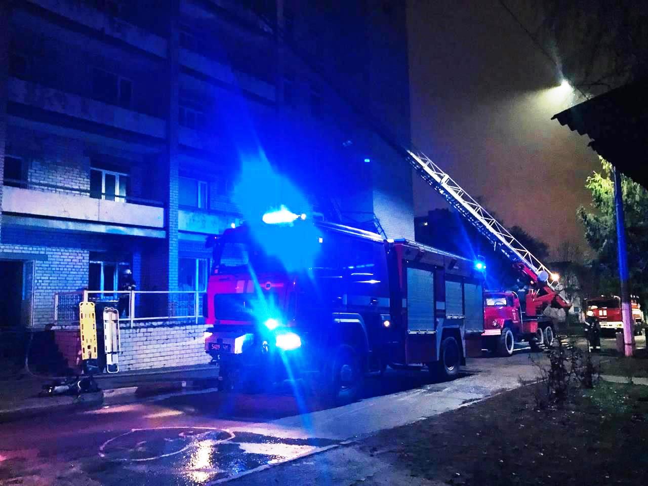 Пожар в инфекционной больнице Запорожья: погибли четверо людей,  – ФОТО, ВИДЕО