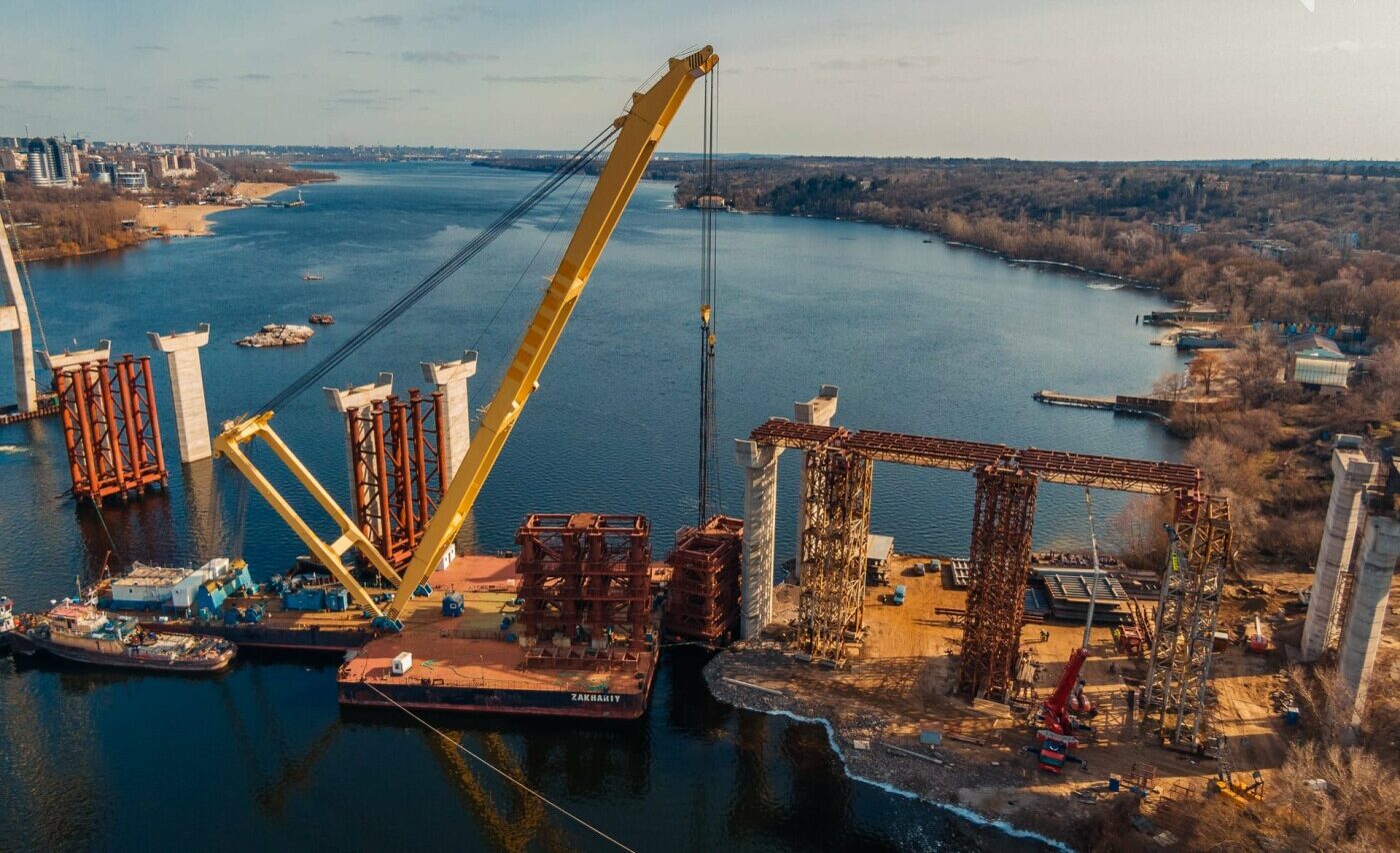 Новый запорожский мост хотят открыть уже 24 августа