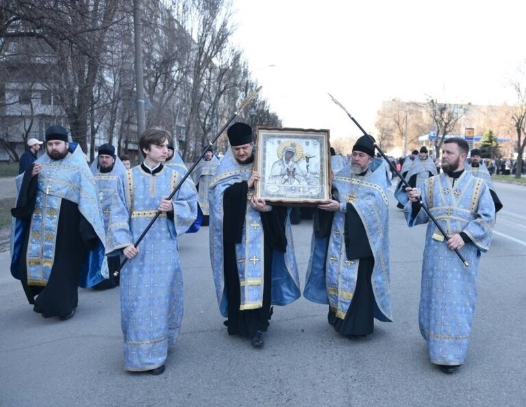 В Запорожье состоится Крестный ход УПЦ: где и когда