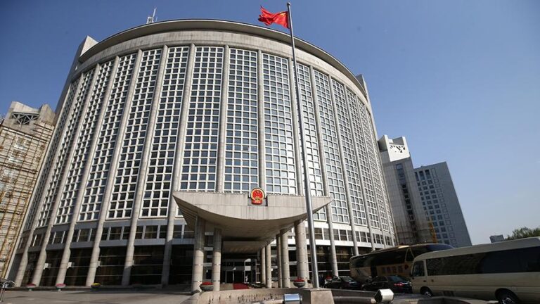 В Китае отреагировали на введение в действие решения СНБО по делу “Мотор Сичи”