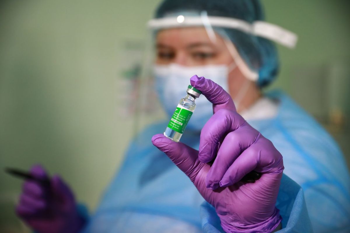 В Запорожье за неделю отгрузили 1,6 тысяч вакцин Covishield