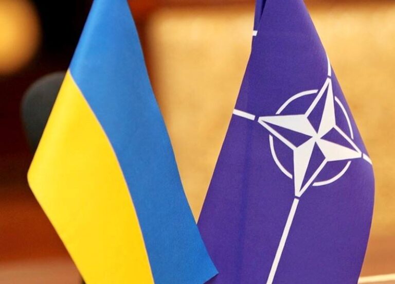 Депутаты добиваются отмены решения горсовета о “территории без НАТО” в Запорожье
