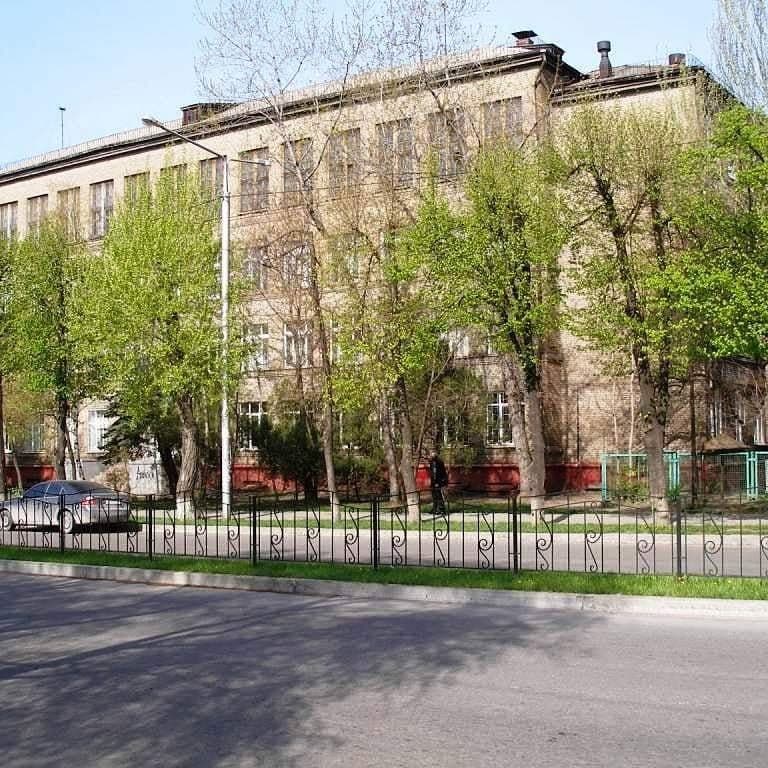 Мама школьника запорожской гимназии прокомментировала ситуацию с издевательством