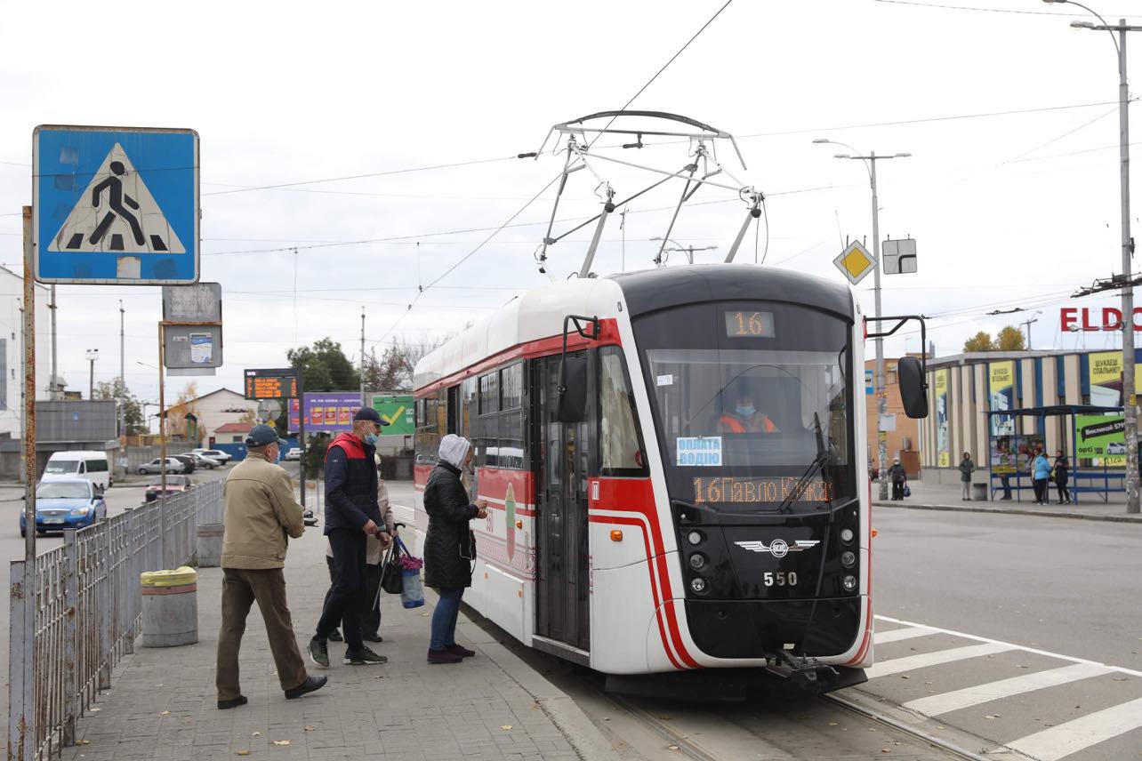 Трамваи в Запорожье снова запустили до вокзала “Запорожье-1”