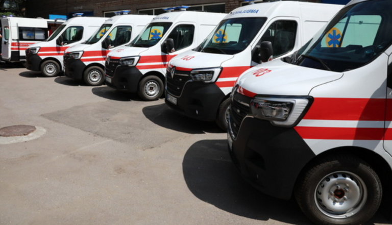 Скорая помощь в Запорожской области пополнилась еще 26 новыми машинами