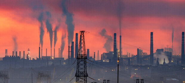 Бумажная фабрика в Запорожье заплатила ущерб государству за загрязнение воздуха