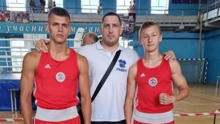 Запорожский спортсмен выиграл награду на всеукраинском турнире по боксу