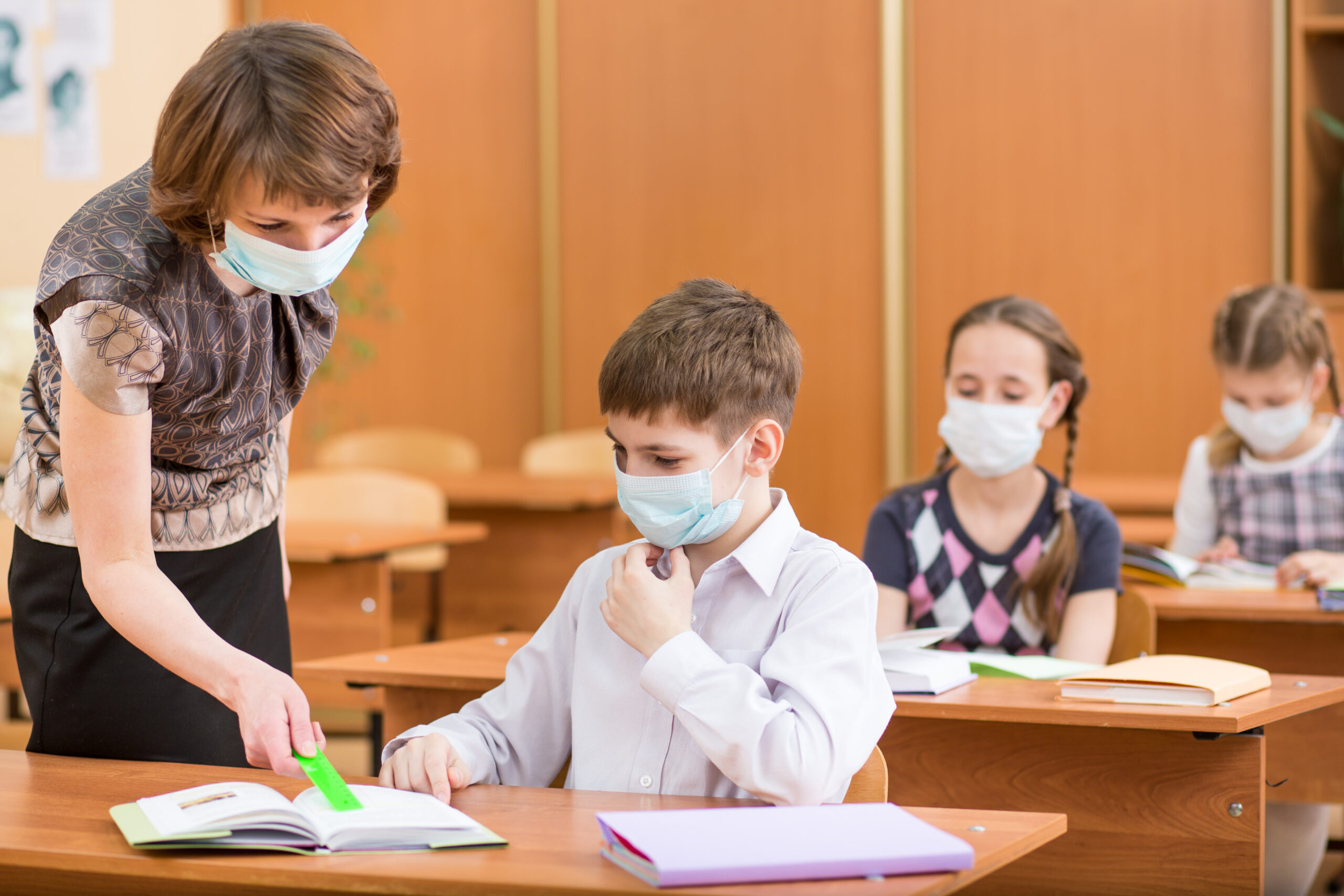 Каникулы в школах Запорожской области продлят на неделю: ситуация с COVID-19 ухудшается