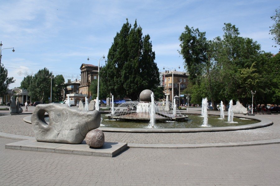 В Запорожье за 393 тысячи отремонтируют фонтан на площади Маяковского