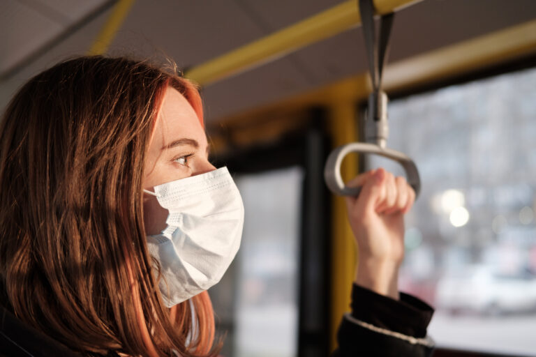 Контроль за ношением масок в Запорожье усилится: готовят больше проверок в общественных местах