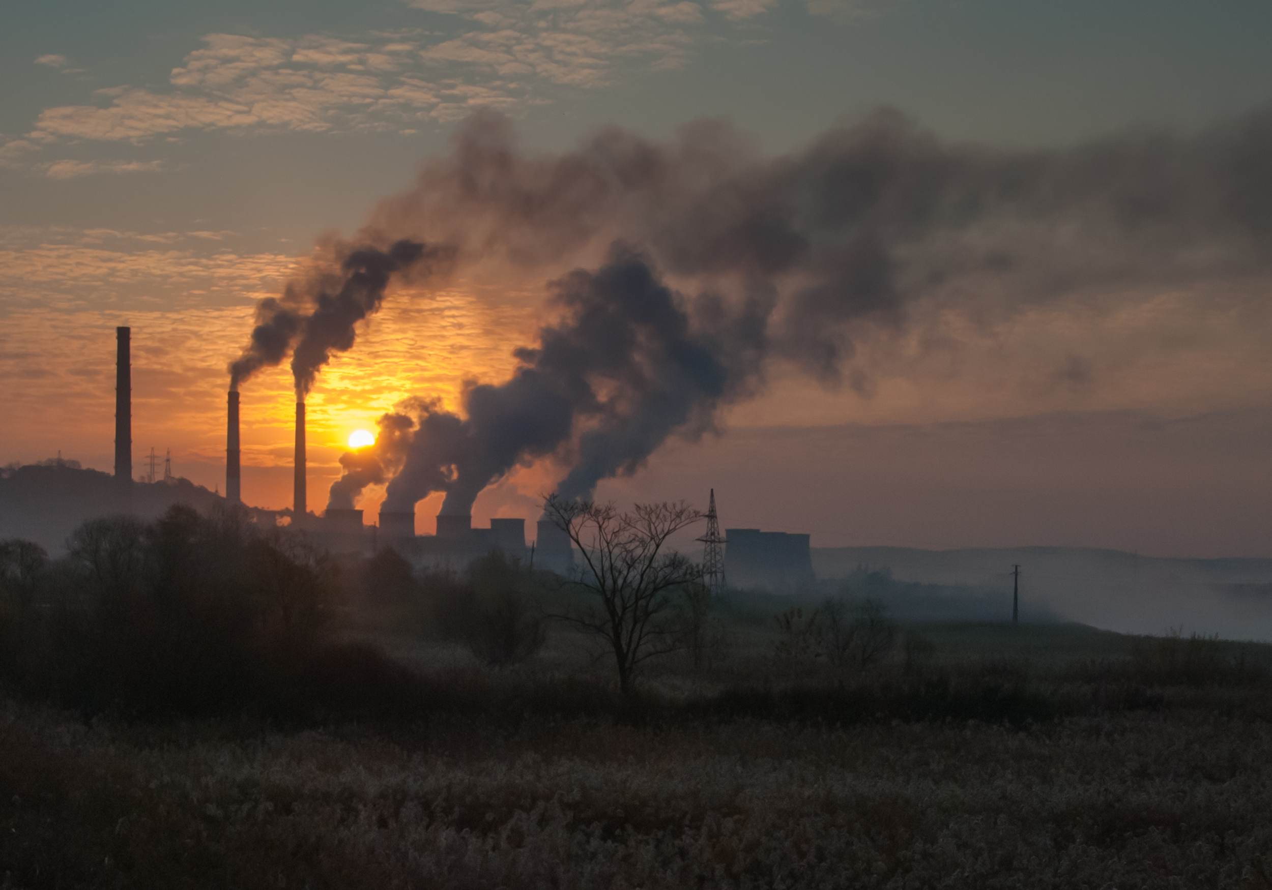 На запорожские предприятия открыли уголовные дела из-за загрязнения воздуха