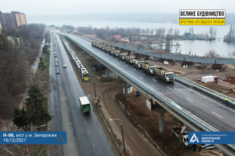 Вантовый мост в Запорожье испытают после Нового года