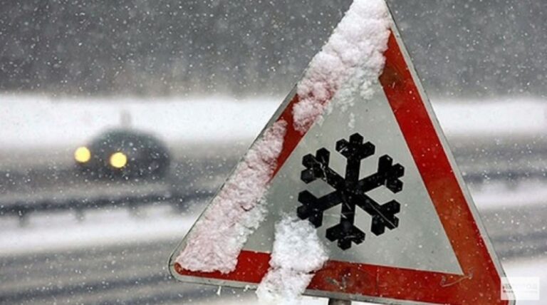 В Запорожской области ограничили движение транспорта из-за погодных условий: кому запрещен проезд