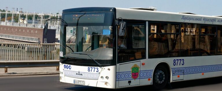 Общественный транспорт в Запорожье 27 августа будет курсировать до 22:00