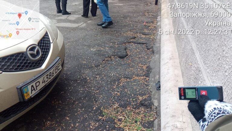 Нарушение правил парковки в Запорожье: горожане жалуются на водителей (ФОТО)