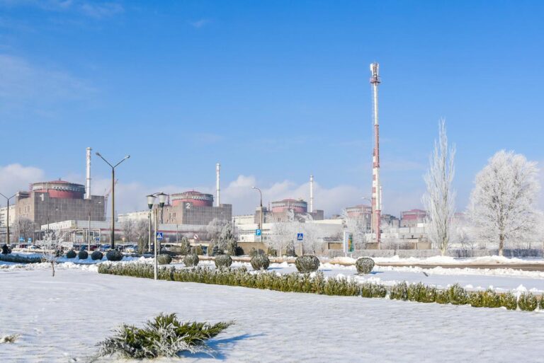 На Запорожской АЭС отключили энергоблок на аварийный ремонт