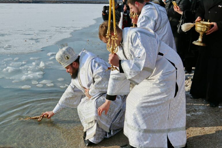 В храмах Запорожской области пройдут богослужения на Крещение