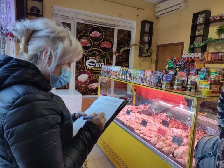 В Запорожье оштрафовали магазины, учебные заведения и рынки за нарушение карантина (ФОТО)